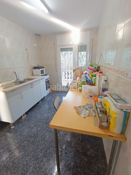 Foto e92dd675-6d56-4ad2-863c-c0a66703ccf5. Casa amb aparcament a Sentmenat