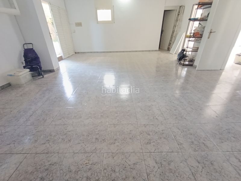 Foto f9ee2636-519c-40c9-a910-bc47a18099fe. Casa amb aparcament a Sentmenat