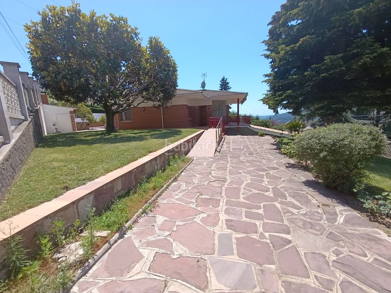 Foto 4acaaf47-529f-409f-9d5f-610a0adc054d. Casa amb xemeneia calefacció aparcament piscina a Caldes de Montbui