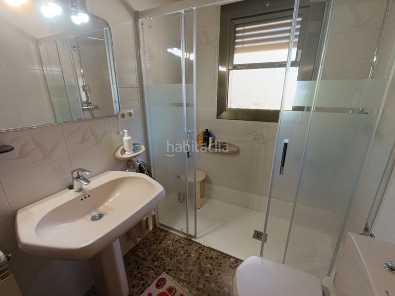 Foto a8d9adb1-80a8-4c34-9254-37a753750fd5. Casa amb xemeneia calefacció aparcament piscina a Caldes de Montbui