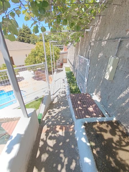 Foto ea0a9db8-a791-461a-83a7-658d8e2aff59. Casa amb xemeneia calefacció aparcament piscina a Caldes de Montbui