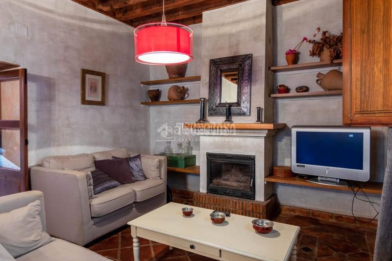 Foto 3fe29f0f-01e8-4afa-92f2-5c9566da2f43. Casa aparellada a Guadix