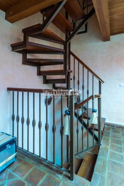 Foto 51d040ae-6ee4-4341-96ef-308e96c9f41d. Casa aparellada a Guadix