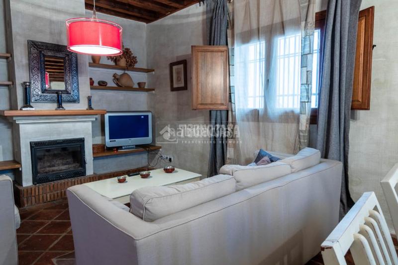 Foto 6c973c75-a494-4f30-89a2-29973cf6cc0a. Casa aparellada a Guadix