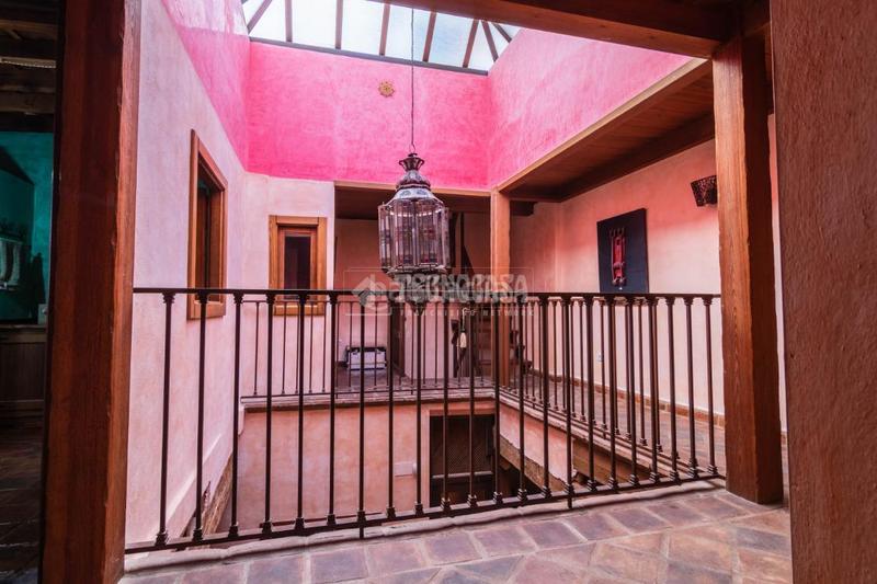 Foto e2be0c4a-820f-4a5e-a393-bafb1857bbb3. Casa aparellada a Guadix