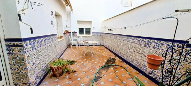 Foto 953a59e1-d43c-44a5-bea0-38a98fa54e6c. Casa pareada casa en venta en Baza