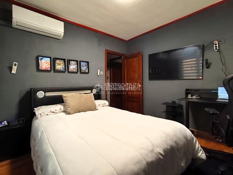 Foto 55d0f687-761c-40c2-978a-a92ace9672c0. Piso  en venta en Guadix