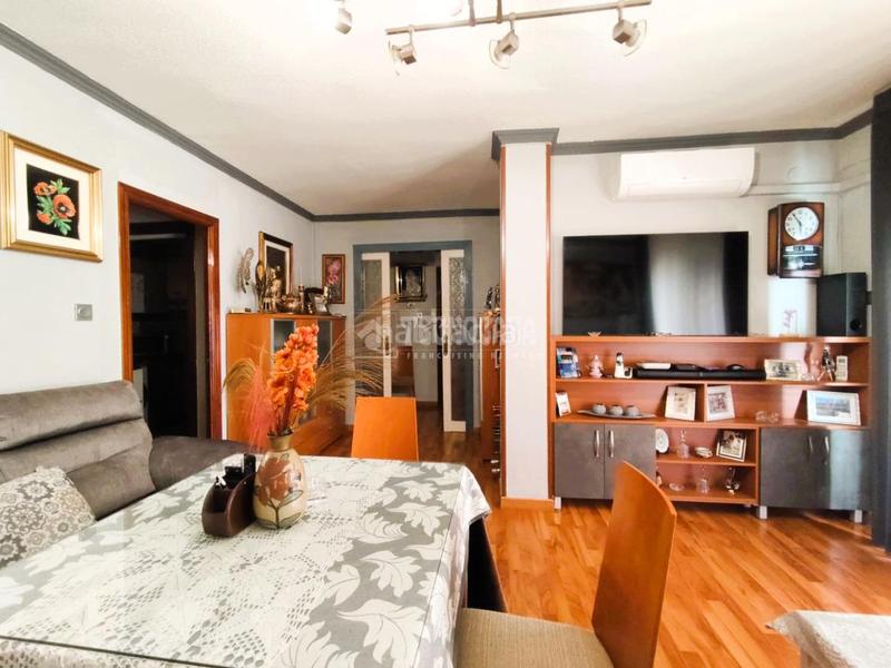 Foto 8528d431-cd0d-4c49-b10f-c6940f8b94e2. Piso  en venta en Guadix