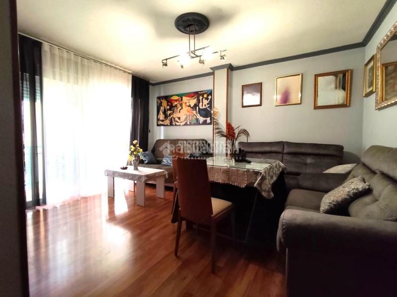 Foto 88df5c0f-22b2-47aa-98a0-c9539dda1923. Piso  en venta en Guadix