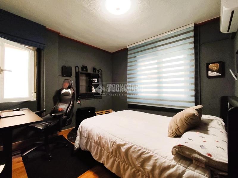 Foto df869e53-426f-4084-8b1b-227f1d8d4c08. Piso  en venta en Guadix