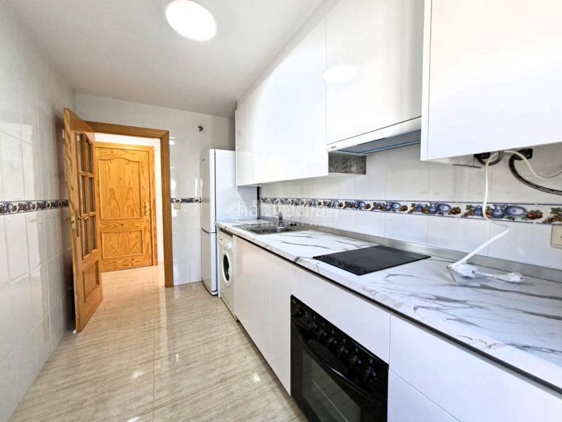 Foto d75392ee-908f-4a33-933e-fabed1516bb0. Piso  en venta en Valle del Zalabí