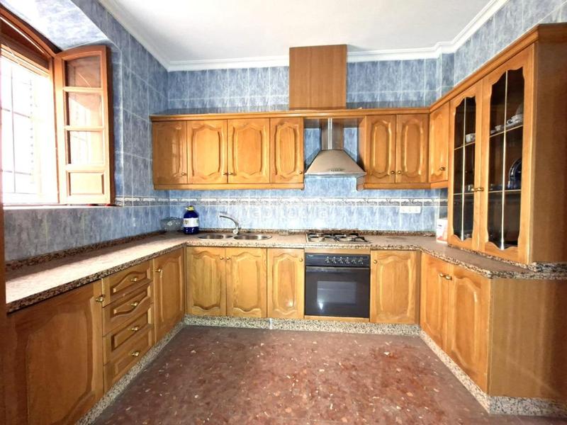 Foto b68f6354-5819-42fa-a762-ee29b89c150a. Casa bifamiliare in Guadix