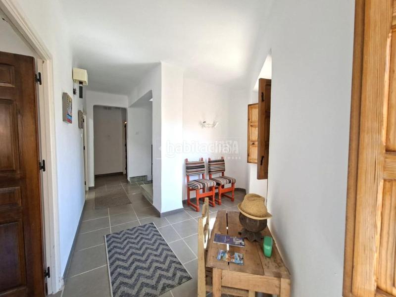 Foto f9ca3c46-3f69-426f-a393-784865d0e9b0. Casa pareada casa en venta en Alquife