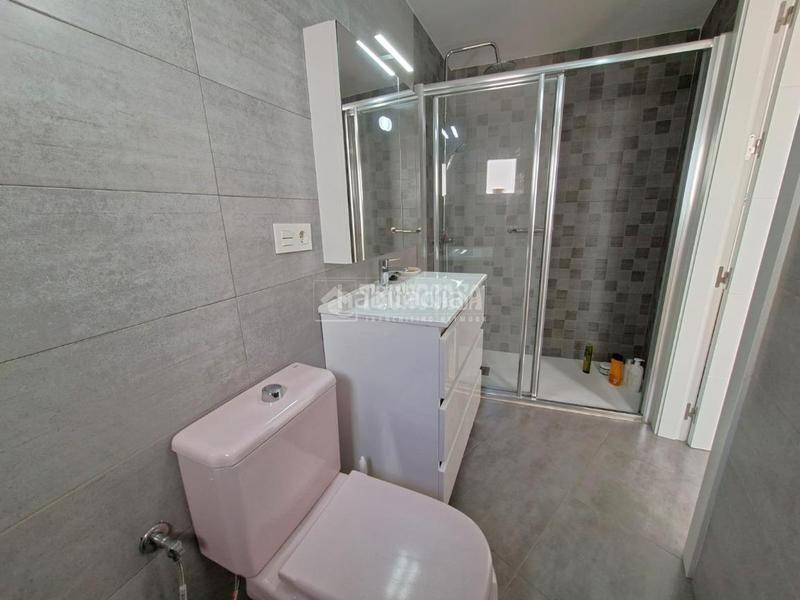 Foto 4b8366c7-dfae-4dd5-a7a6-84850c94a2ac. Casa aparellada amb calefacció aparcament a Baza