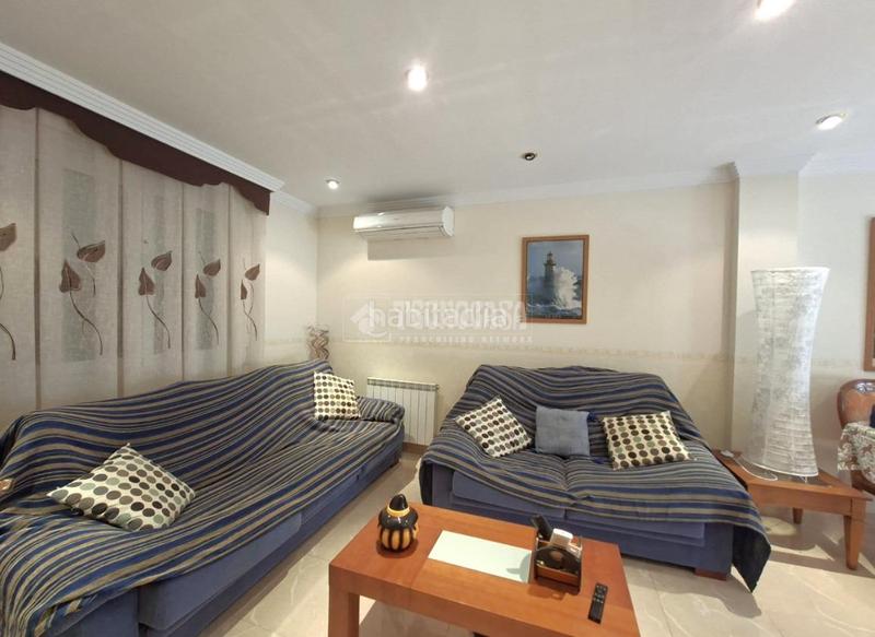 Foto 7ece9dfa-617b-41ce-a54c-863f3fb50cb8. Casa aparellada amb calefacció aparcament a Guadix