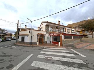 Towny house in Benalúa. Casa en venta en benalúa