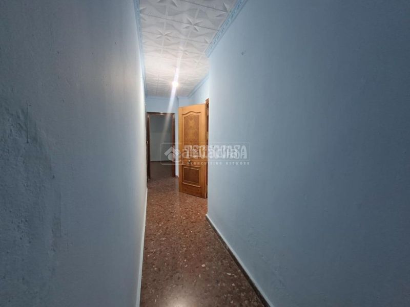 Foto 19093fa3-bb47-49f7-a548-abd3ccffd706. Piso  en venta en Benalúa