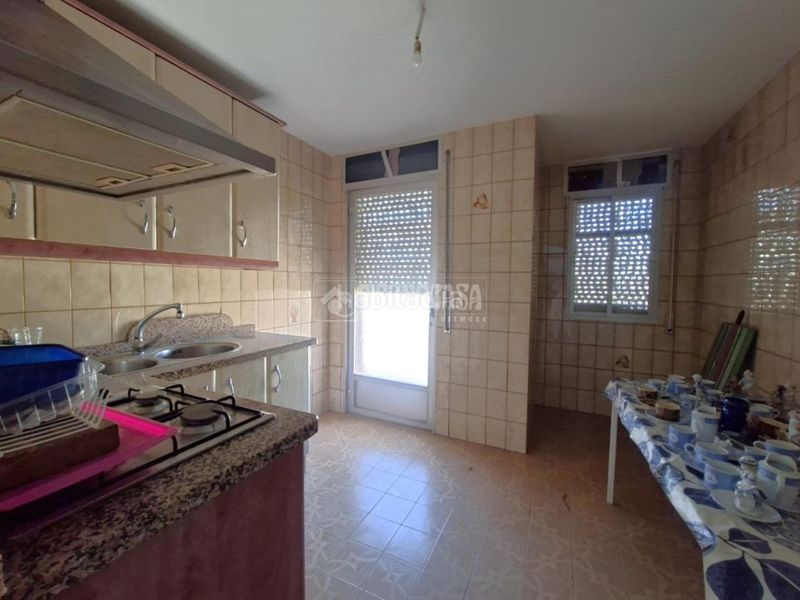 Foto 30aa4653-abd2-4e0b-a15e-9e6d69f89843. Piso  en venta en Benalúa