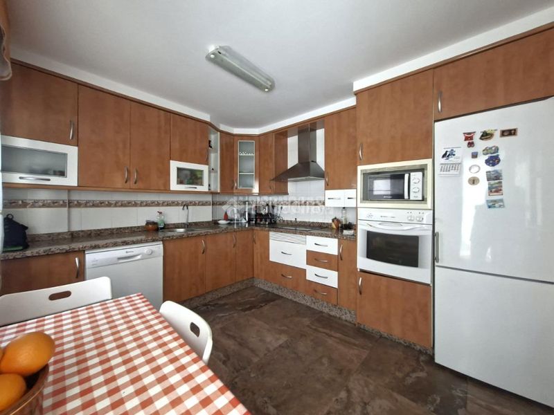 Foto 18dec228-f4cc-4dfd-89d9-bd40b8a66a92. Piso  en venta en Guadix