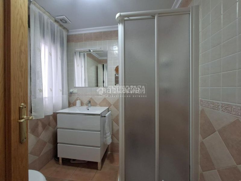 Foto 1f3fe6e8-b0cb-45a6-b30e-147a8a7b655f. Piso  en venta en Guadix