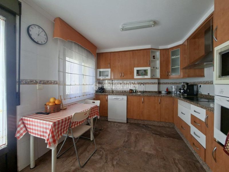 Foto 5b2a3624-e445-4cc2-a658-bc0ffa48567c. Piso  en venta en Guadix