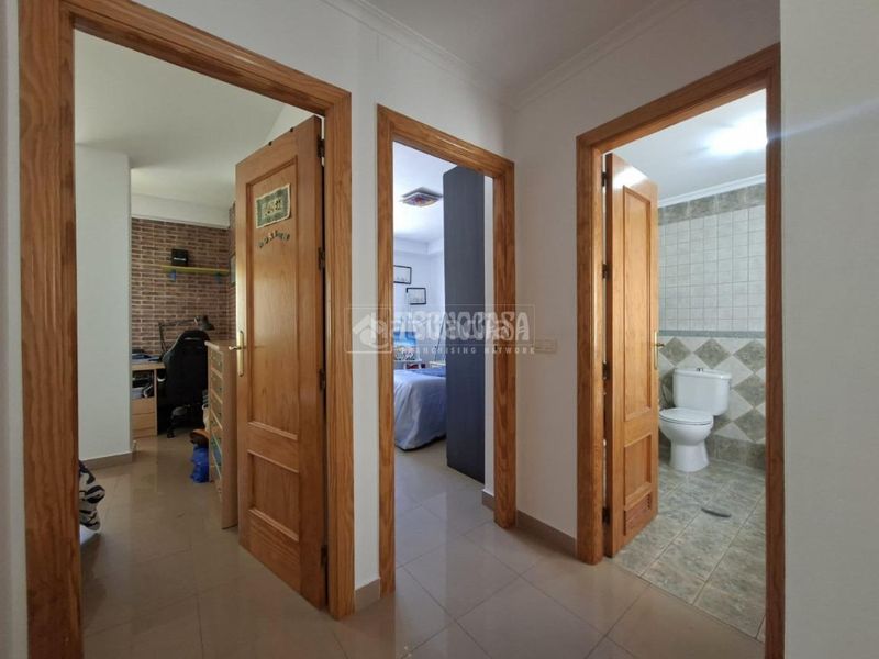 Foto d1b2f25f-5091-4650-83ff-cafb55ca136a. Piso  en venta en Guadix