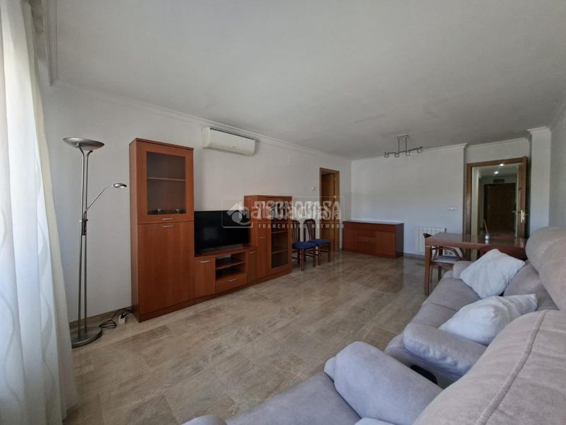 Foto 4cfe6d55-1d3e-4f6f-b6c7-f931b0a67eae. Pis amb calefacció a Guadix