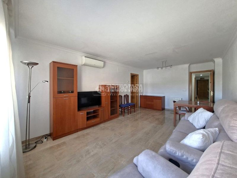 Foto 9778b035-7963-4f4b-a334-ffa211ce35a9. Pis amb calefacció a Guadix