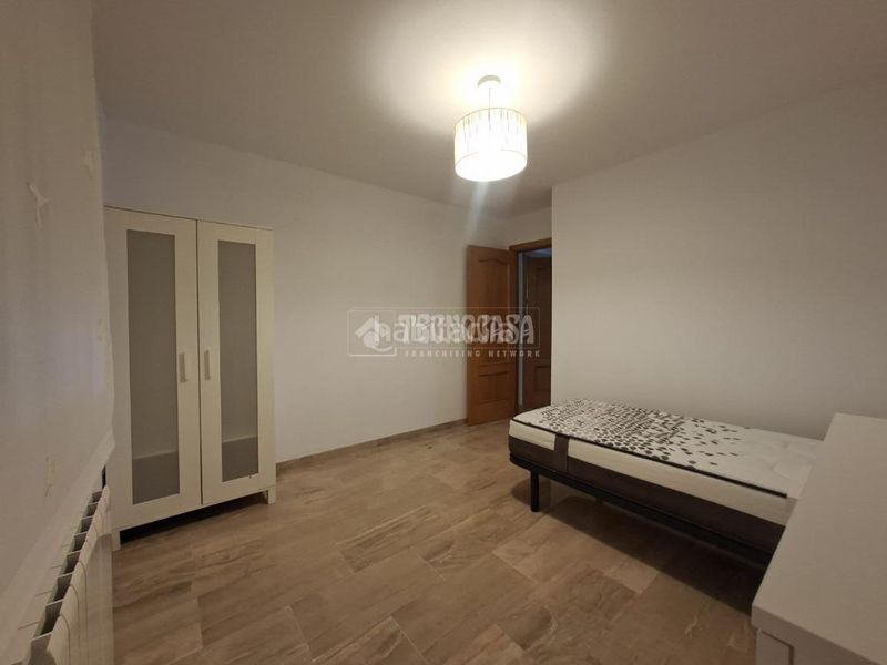 Foto cc2f84e5-851d-4842-aadc-6eb3b192a138. Pis amb calefacció a Guadix