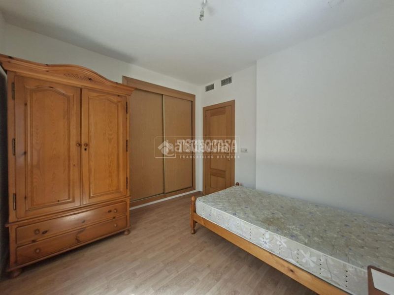 Foto 4b2163d4-cad9-4dd6-b0b7-d7d7de5db465. Piso  en venta en Guadix