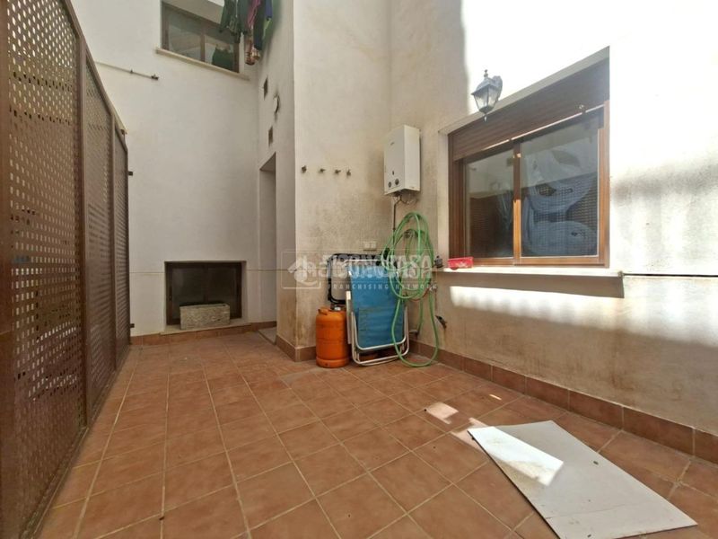Foto 8ff19760-4391-49f5-942e-ced393ae0164. Piso  en venta en Guadix