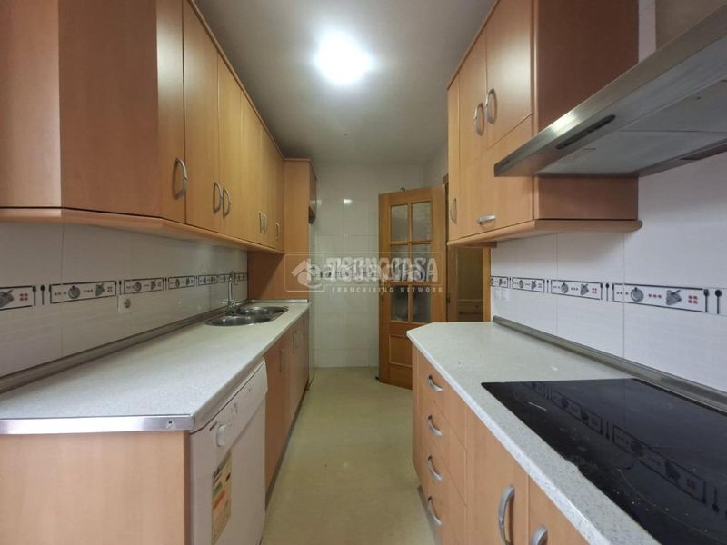 Foto a2d5ef84-719e-44b1-a484-07a286f18d03. Piso  en venta en Guadix