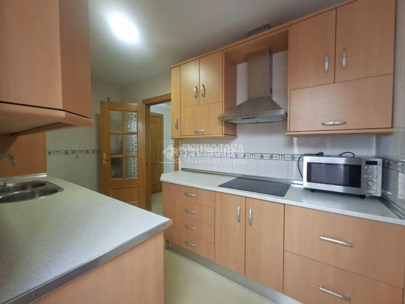Foto c424f1f9-abf6-4ede-9efd-4355a1e62a94. Piso  en venta en Guadix