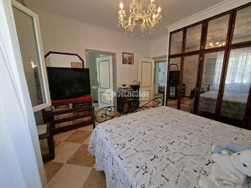 Foto 3cd13899-16cb-4345-ba61-e20be643b9a6. Casa amb calefacció aparcament a Zújar