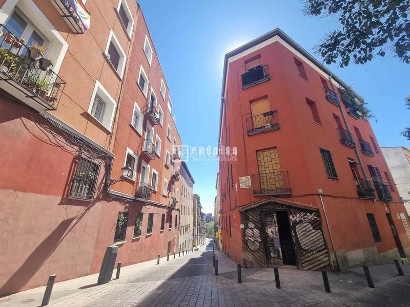 Foto 2c055c09-afc0-4f52-a24c-3a254cdfe942. Flat in Embajadores-Lavapiés Madrid