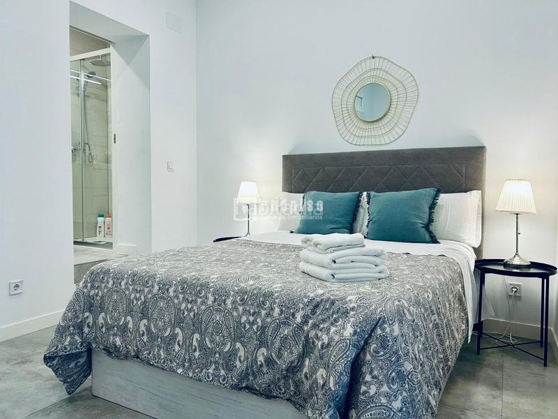 Foto 9f8575b0-a6cc-40bf-8f37-11bd42b0d0db. Pis a Embajadores-Lavapiés Madrid