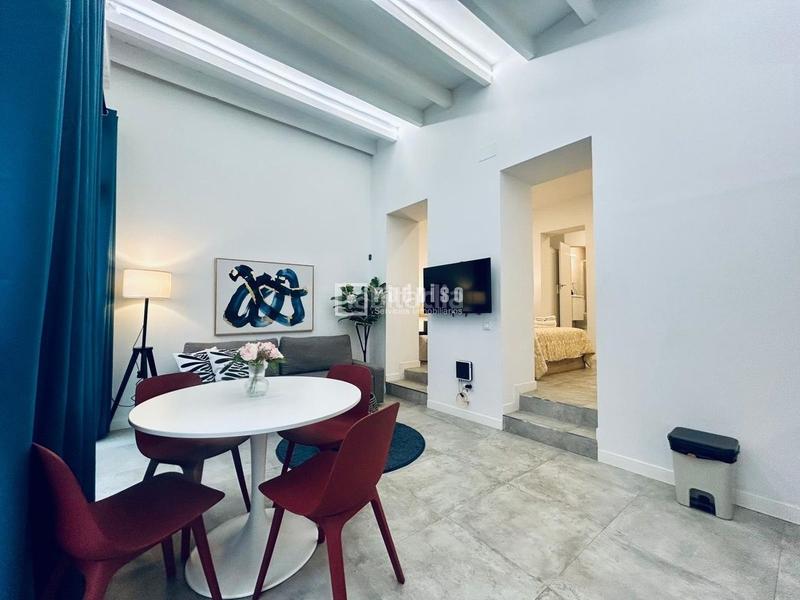 Foto d11c2e5b-f1d8-40db-ae8e-100eff7b7f75. Pis a Embajadores-Lavapiés Madrid