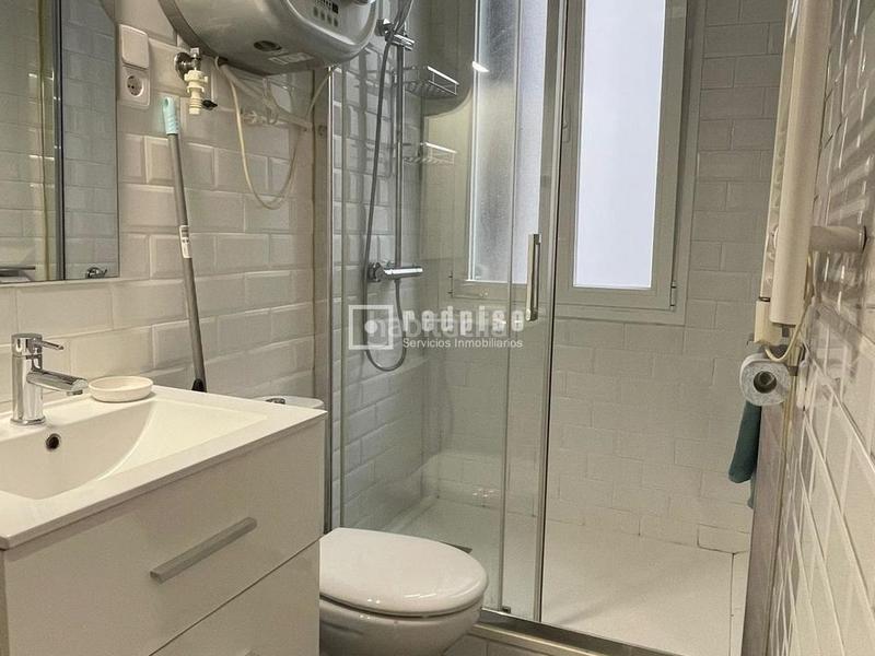 Foto c6d7e272-3c40-4f55-802a-b28658617a8d. Alquiler apartamento fantastico piso en alquiler en calle colegiata en Madrid