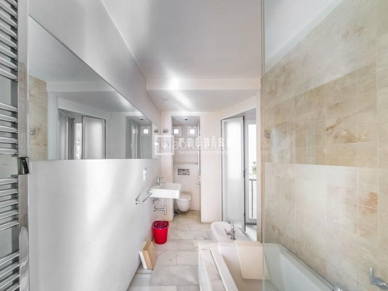 Foto 75b3dae6-1608-4a98-abb2-e212f5ed6ead. Pis amb calefacció a Sol Madrid