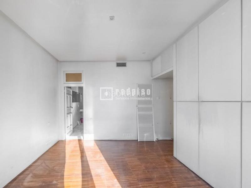 Foto 905988bb-c97b-4625-b5ec-a7999467e9fa. Pis amb calefacció a Sol Madrid