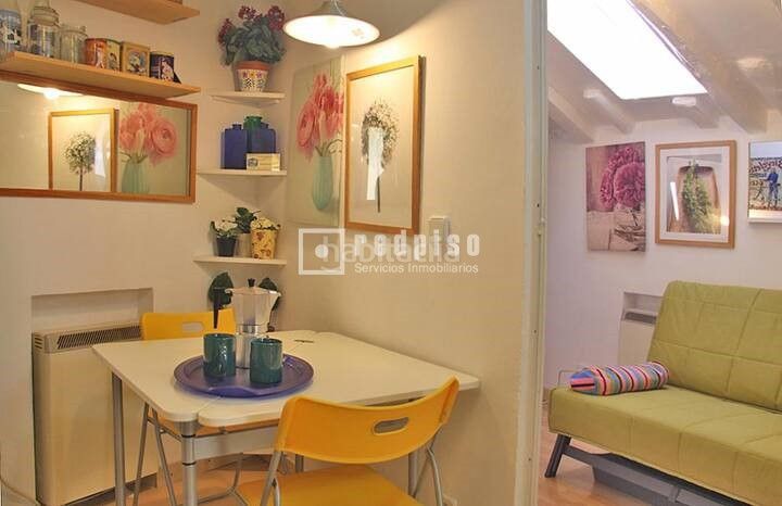 Foto 00dba07b-b9a9-4ad2-9871-e47811856f08. Rent duplex with heating in Sol Madrid