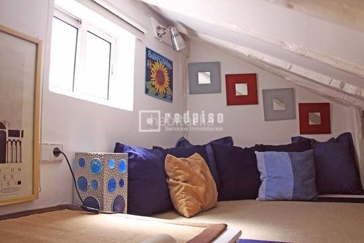 Foto 69b5e94d-a17b-48d7-900b-255021af460a. Rent duplex with heating in Sol Madrid