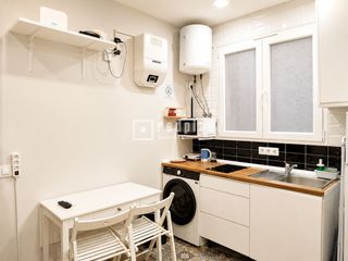 Studio à del Mesón de Paredes