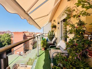 Duplex  De la colegiata. Dúplex con terraza, luminosidad y encanto en el centro de madrid