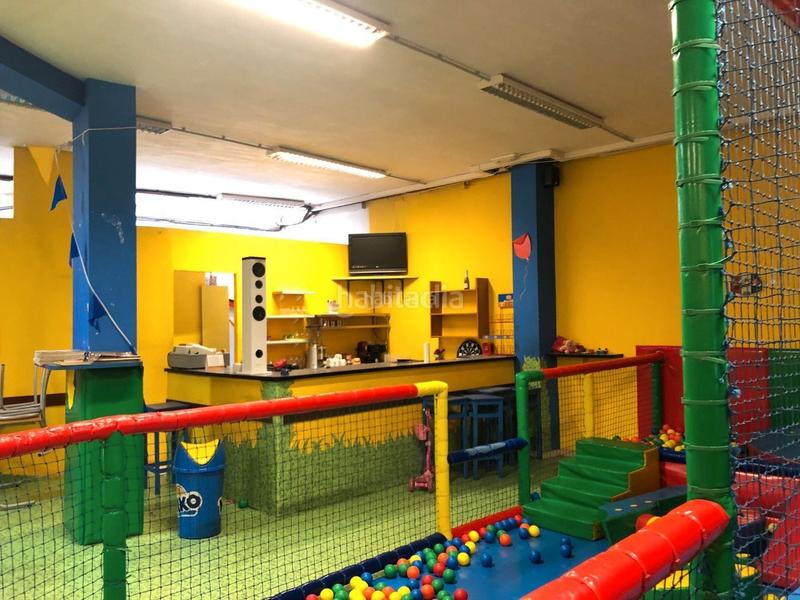 Foto 9d2d0e84-95f7-4102-8cd2-ca579fb14627. Local comercial a La Maurina Terrassa