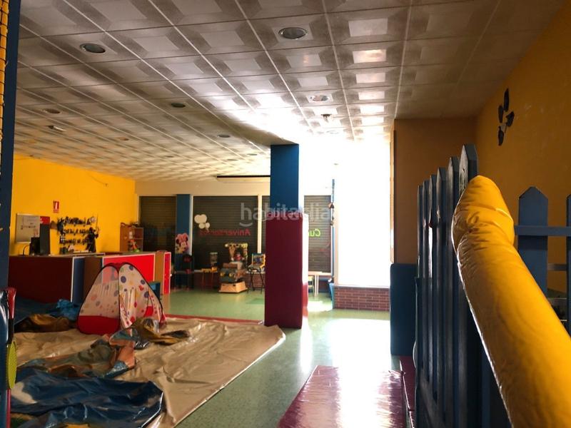 Foto f336d8d8-c972-4b51-a5cc-7ae260a8d2d7. Local comercial a La Maurina Terrassa