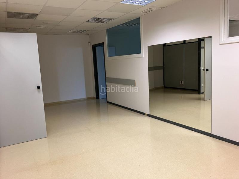 Foto 05e76b79-afd3-4ec0-84e3-240b843d15e8. Alquiler local comercial  en sant pere en Terrassa