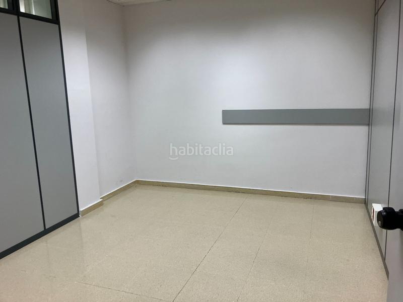 Foto 06ab32b9-20fb-4ab4-bbd3-ccae29fd8126. Alquiler local comercial  en sant pere en Terrassa