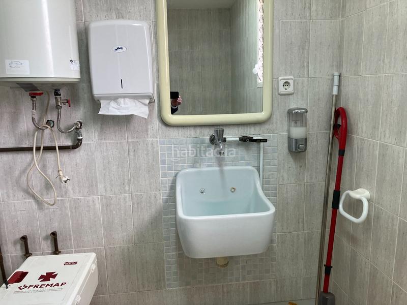 Foto ece7ae19-b963-4847-bfdd-c8a71dd4df8d. Alquiler local comercial  en sant pere en Terrassa