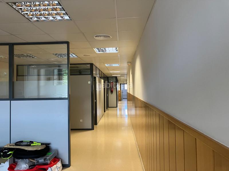 Foto 5aefe3f3-6f6c-43d2-bd0d-52217bf830ec. Lloguer local comercial a San Pere Terrassa